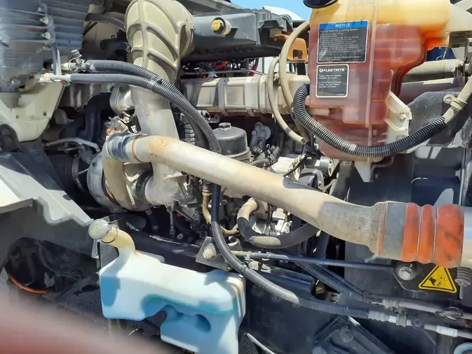 2019 NAVISTAR INTERNATIONAL LT625 DAYCAB T/A