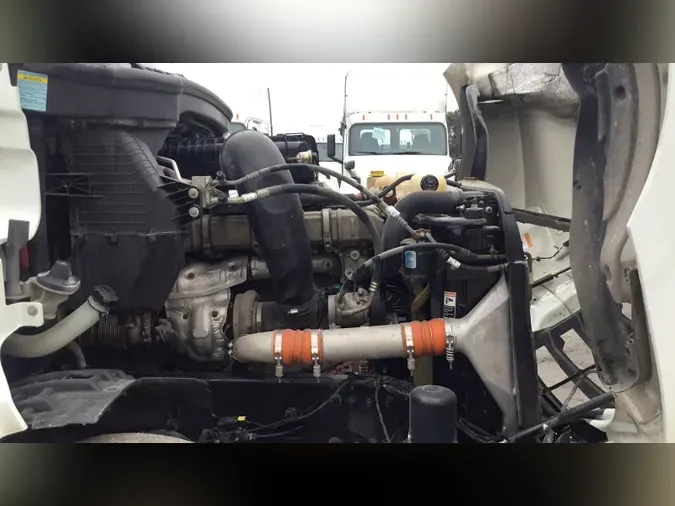 2021 Freightliner Cascadia 126