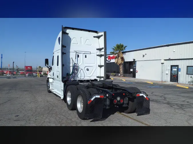 2019 FREIGHTLINER/MERCEDES CASCADIA 125