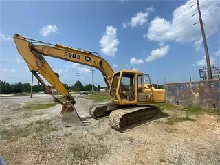 1996 DEERE 590D