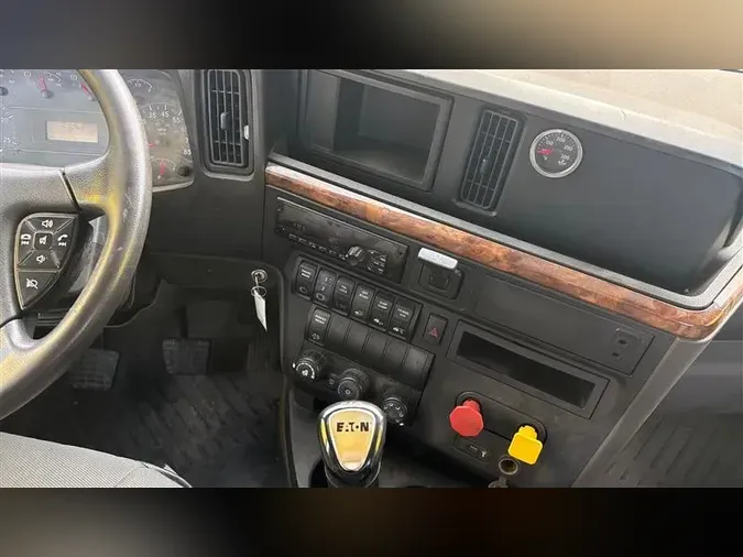 2018 INTERNATIONAL RH613