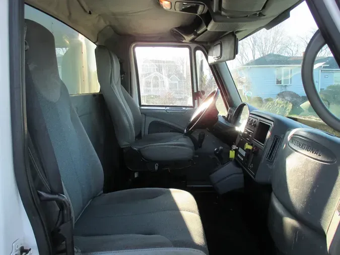 2002 INTERNATIONAL 4300508fbfe4c07f5f8d71fcc0ba2c6efc49