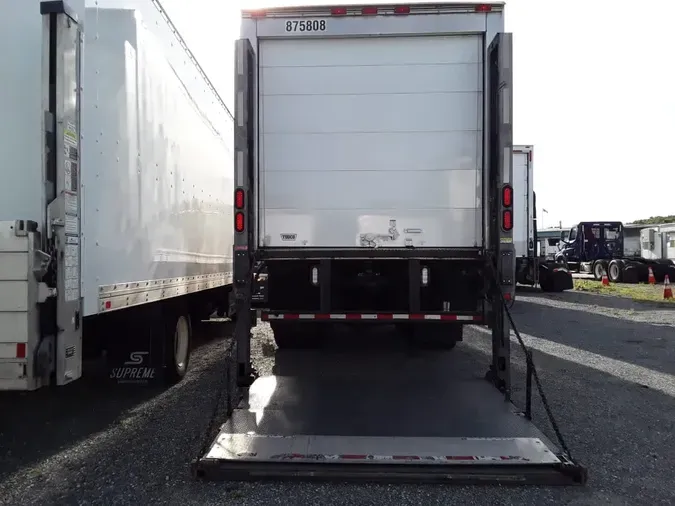 2019 FREIGHTLINER/MERCEDES M2 106