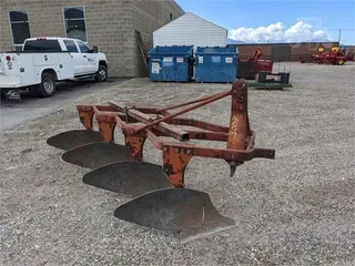MASSEY FERGUSON 74