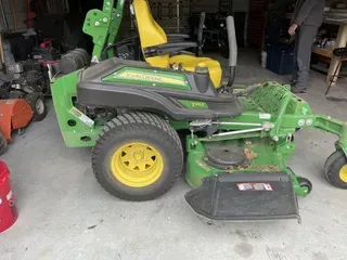 2021 John Deere Z915E