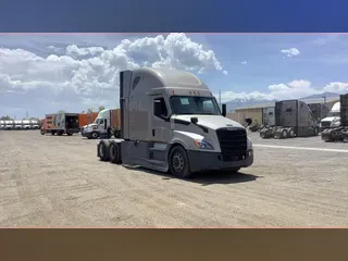2021 Freightliner Cascadia