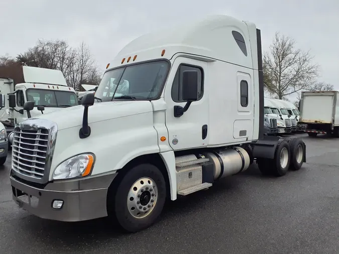 2019 FREIGHTLINER/MERCEDES CASCADIA 125