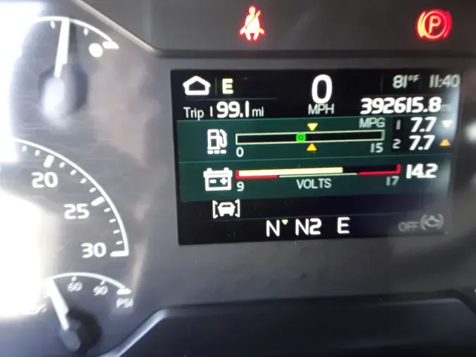 2019 VOLVO VNL64T-300
