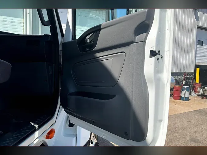 2022 INT LT625 6x4