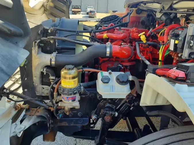 2019 FREIGHTLINER/MERCEDES M2 106