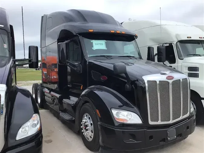 2021 PETERBILT 579