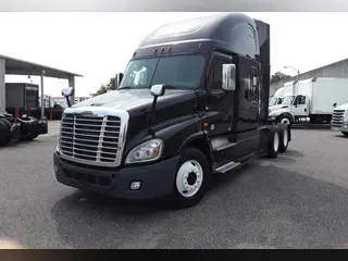 2020 FREIGHTLINER CASCADIA 125