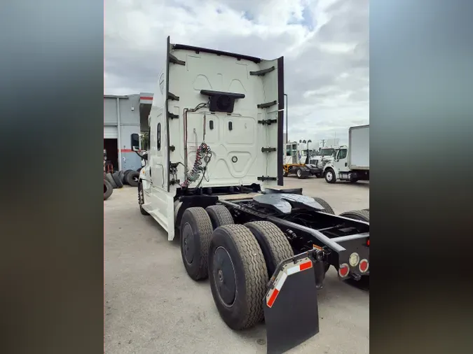 2018 FREIGHTLINER/MERCEDES CASCADIA