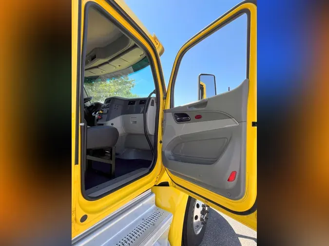 2021 Peterbilt 579