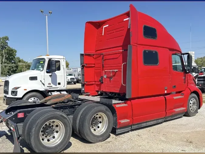 2024 VOLVO VNL64T860