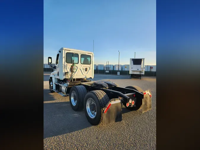 2017 FREIGHTLINER/MERCEDES CASCADIA 125