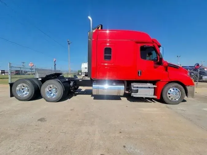 2024 Freightliner Cascadia