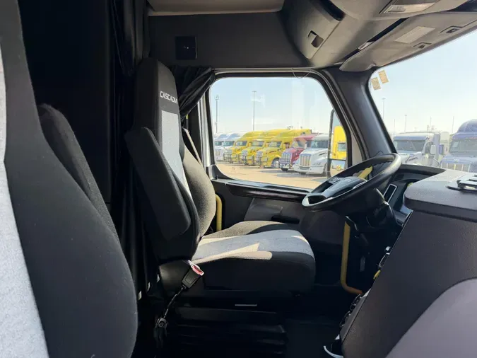 2022 Freightliner Cascadia