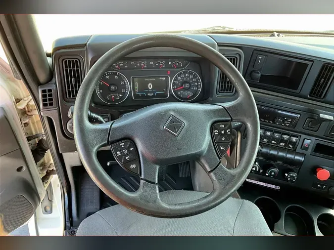 2019 INT LT625 6x4