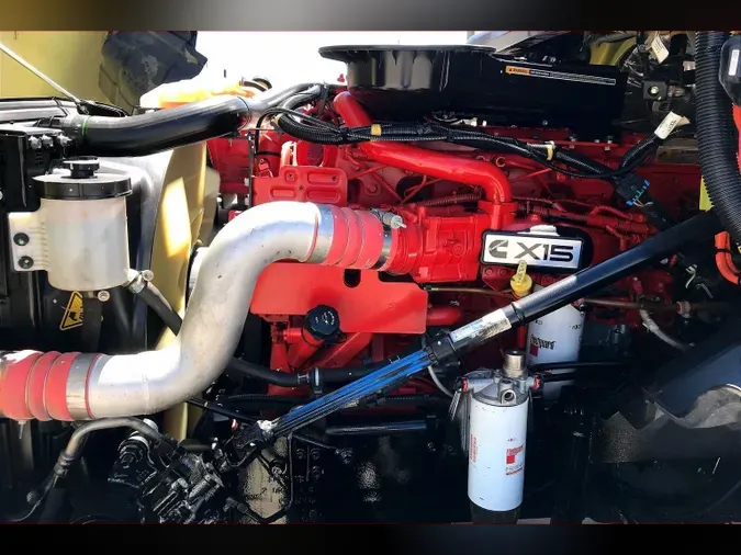 2023 INT LT625 6X450ac7d592a6ed88d44d326ea5bce2450