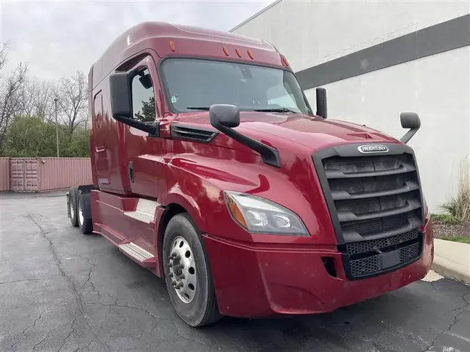 2019 FREIGHTLINER CA126