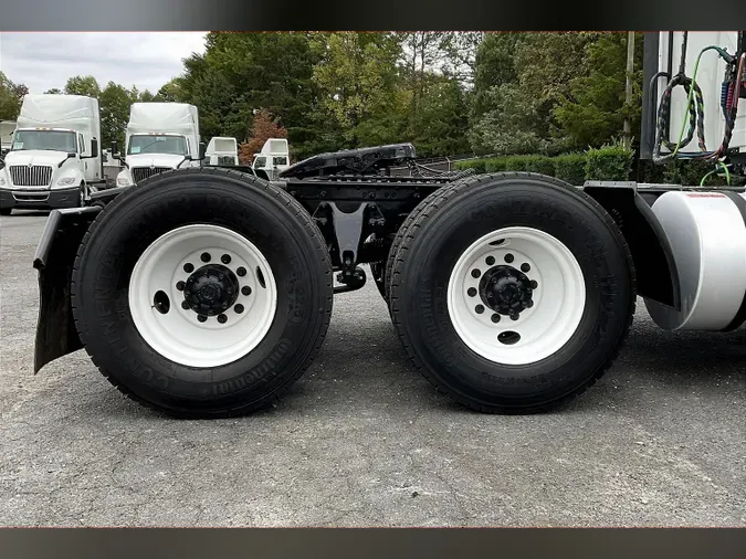 2019 INT LT625 6x450b62575b33fe27accd9e7070cd7a532