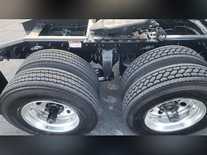 2023 FREIGHTLINER CA12650b7d73a820270c3521e48f484aff53d