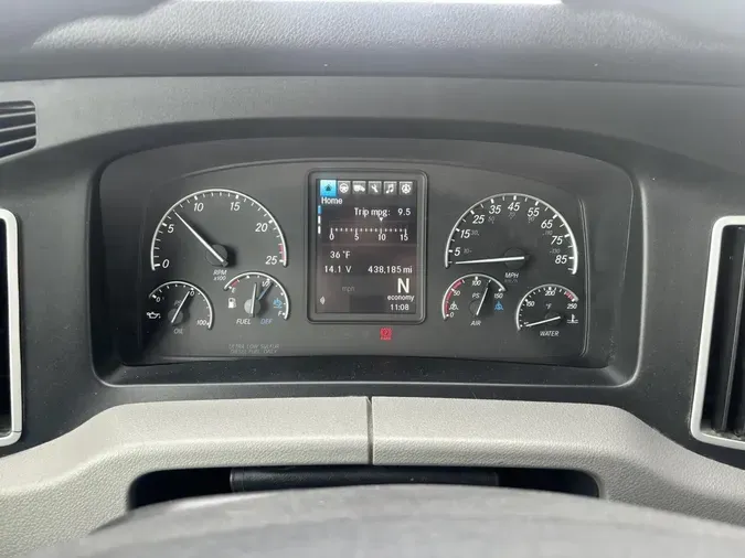 2022 Freightliner Cascadia 126