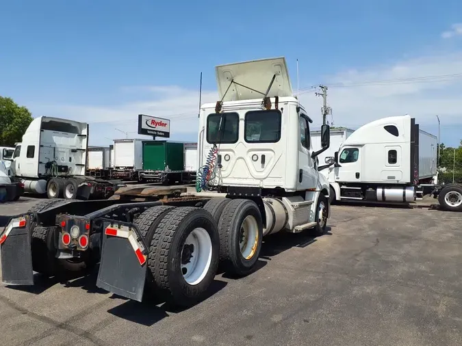 2019 FREIGHTLINER NEW CASCADIA PX12664