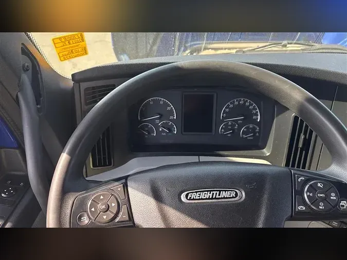 2022 FREIGHTLINER CA126