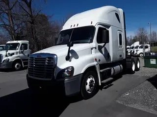 2019 FREIGHTLINER/MERCEDES CASCADIA 125