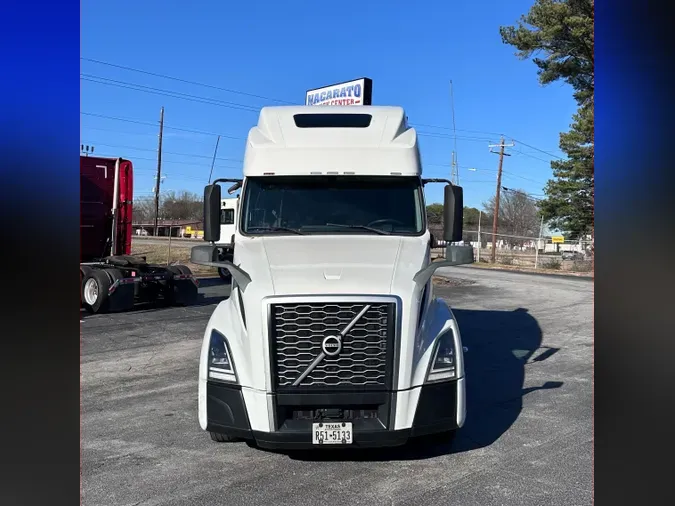 2019 VOLVO VNL64T860