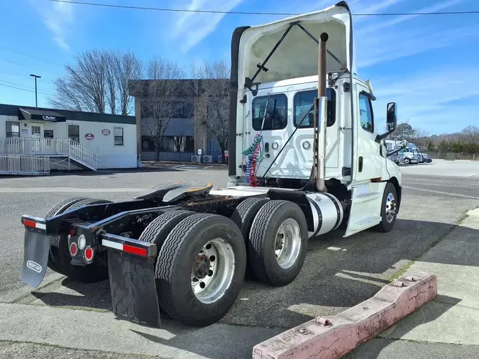 2020 FREIGHTLINER/MERCEDES NEW CASCADIA PX12664