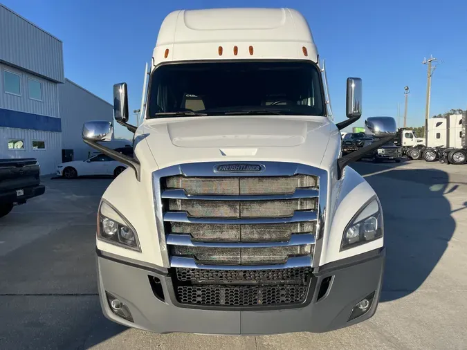 2022 Freightliner PT126SLP