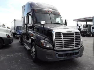 2019 Freightliner CASCADIA 125