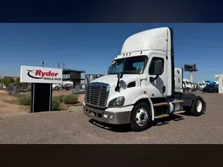 2017 FREIGHTLINER/MERCEDES CASCADIA 113