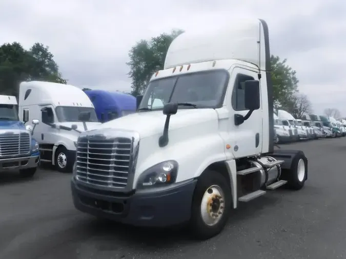 2018 FREIGHTLINER CASCADIA 12550c13953af037f34718baa06d157b7d2