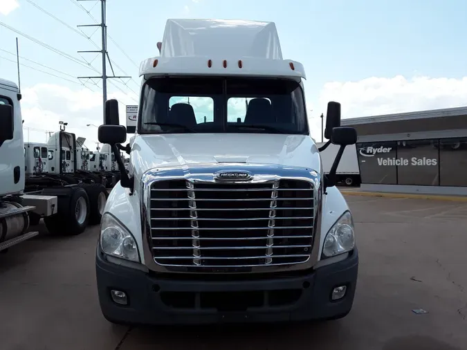 2016 FREIGHTLINER/MERCEDES CASCADIA 125