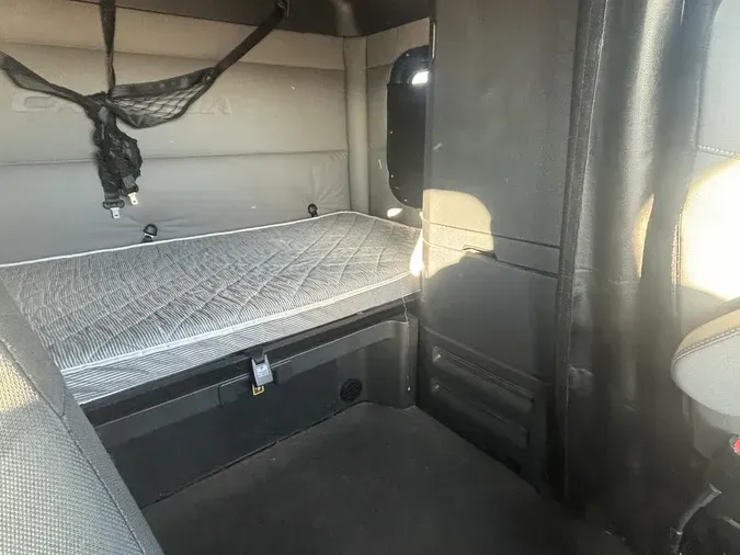 2020 Freightliner Cascadia 12650c6f0efe524cd045246c3ae47b1fb81