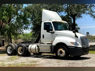 2019 INT LT625 6x4