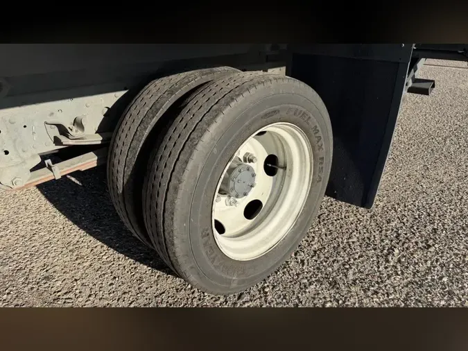 2017 ISUZU NPR50ca86df4e86a00e0b4da8206df48a4c