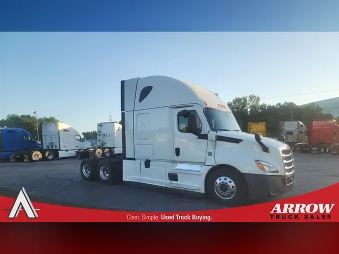 2021 FREIGHTLINER CA126