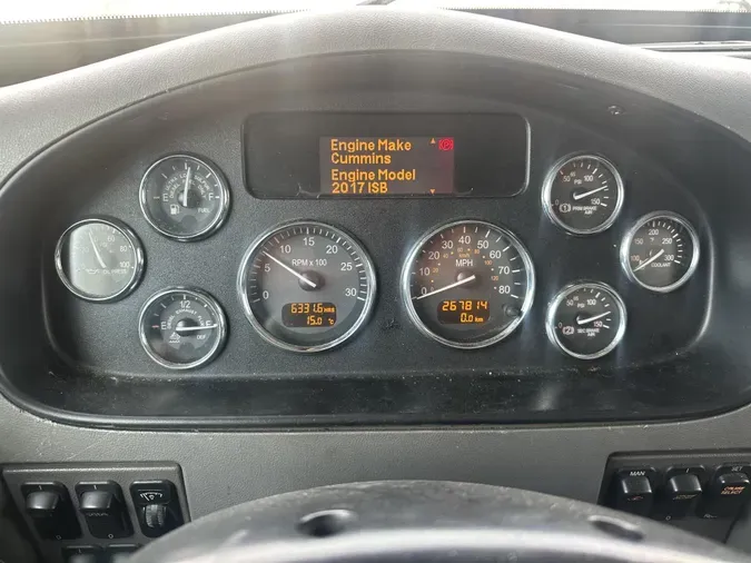 2020 Peterbilt 33750ce623dff45208aaf77a62c58c3bfde