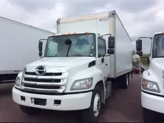 2016 HINO 268A