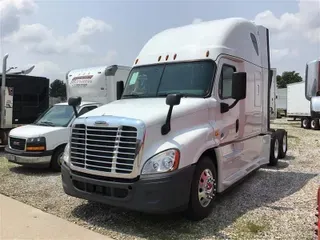 2017 FREIGHTLINER CASCADIA EVOLUTION