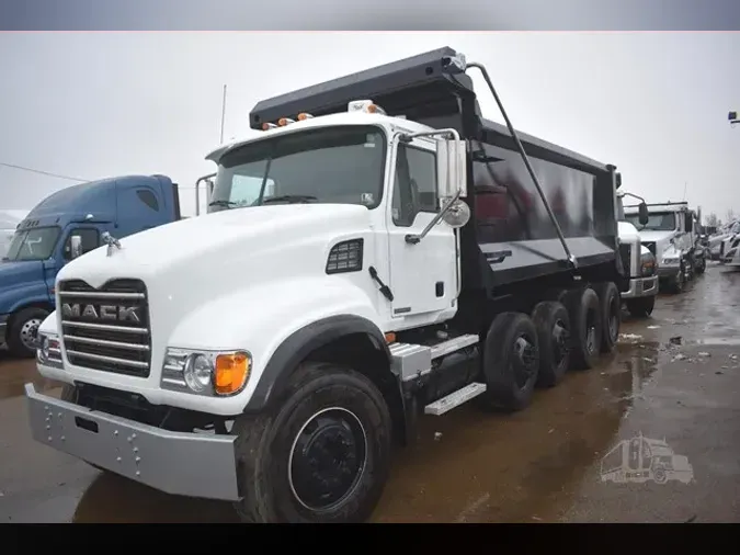 2007 MACK GRANITE CV713