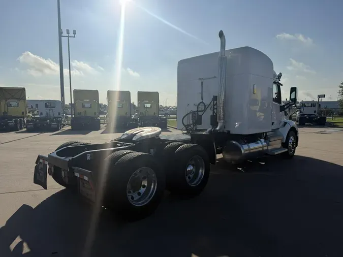2021 Peterbilt 579