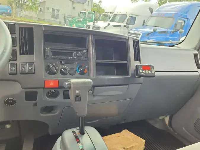 2019 ISUZU NRR