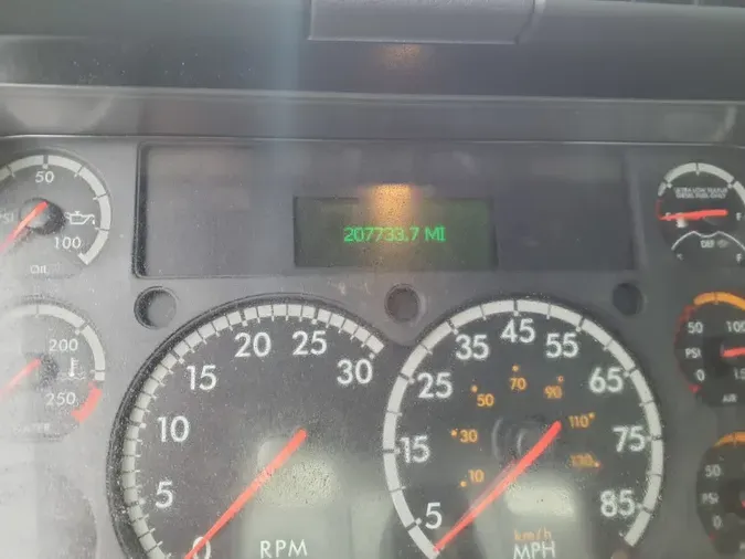 2017 FREIGHTLINER/MERCEDES CASCADIA 125