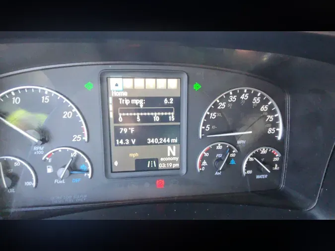 2020 Freightliner Cascadia 126